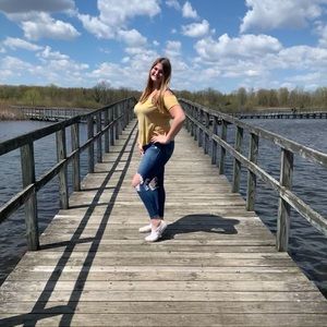 Meet your Posher, Madelynn